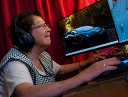 ‘I’ll keep going:’ Chile granny finds solace, celebrity online gaming